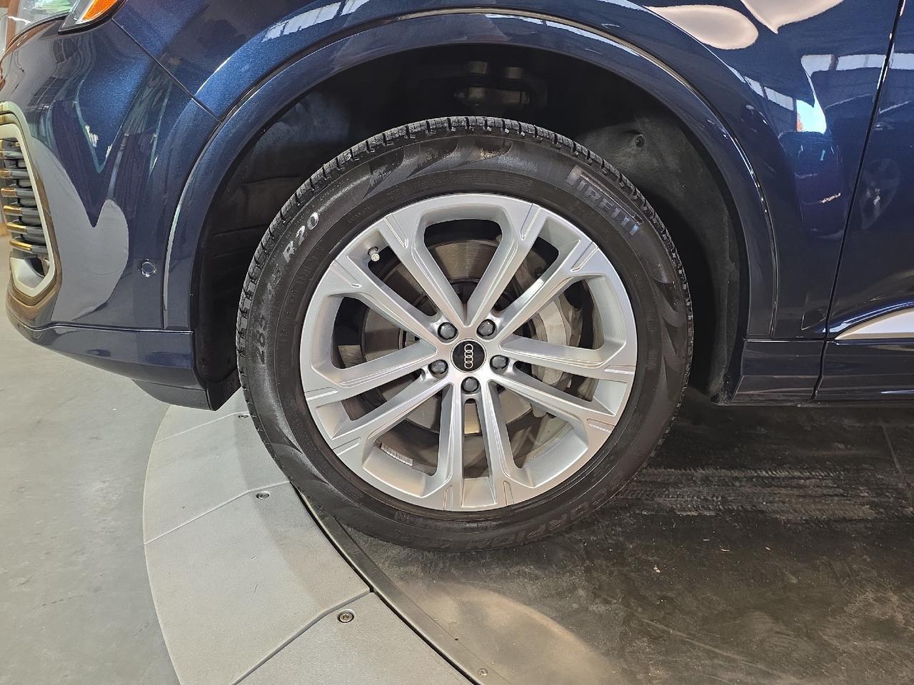 2025 Audi Q7 Premium Sand Lake NY