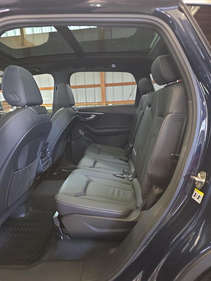 2025 Audi Q7 Premium Sand Lake NY