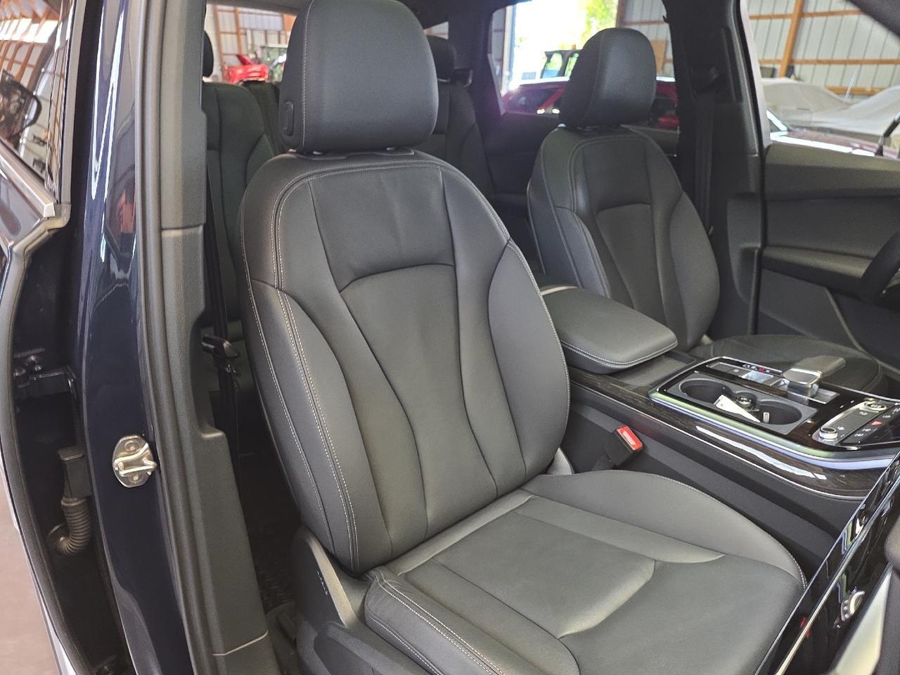2025 Audi Q7 Premium Sand Lake NY