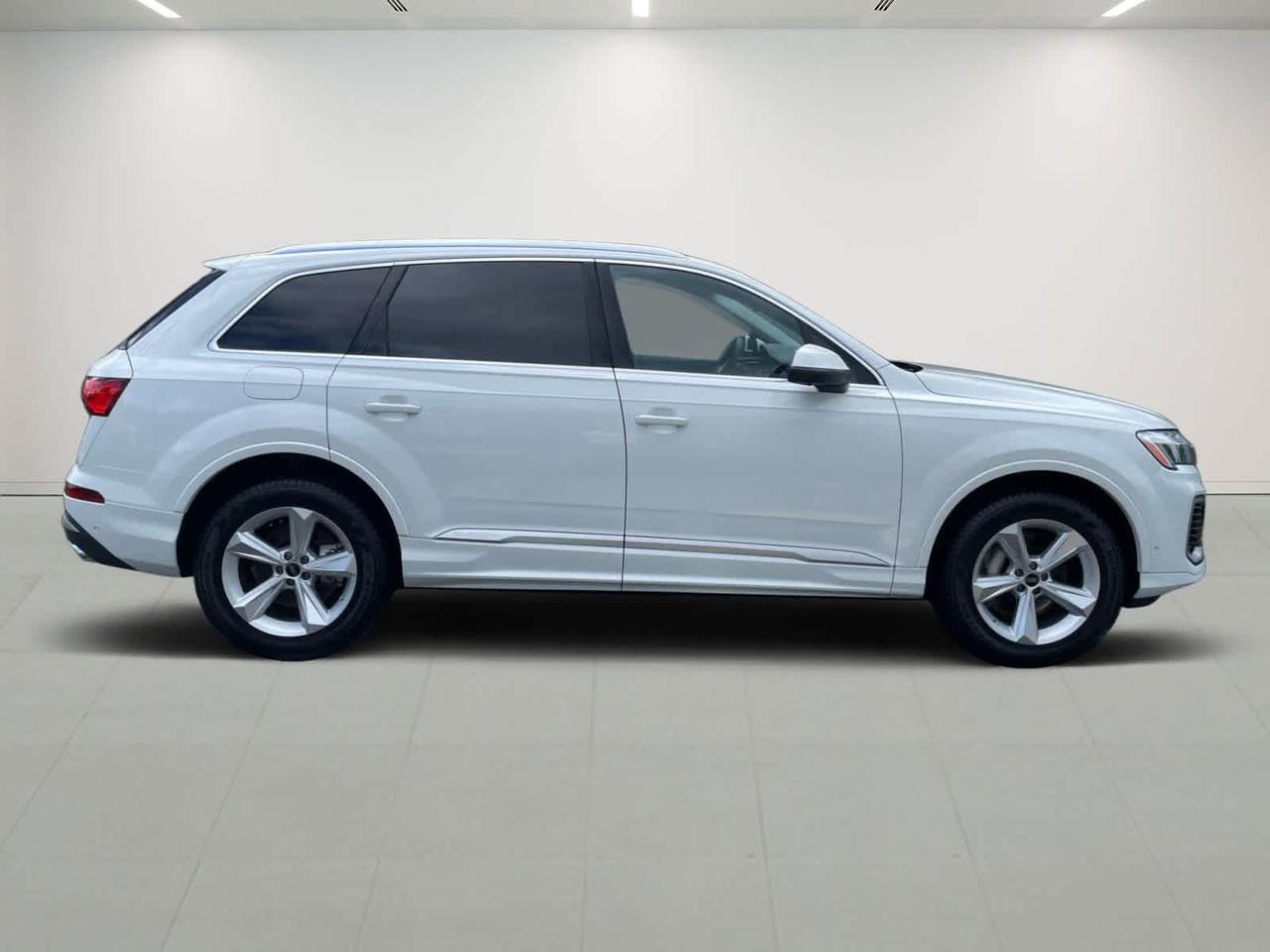 2025 Audi Q7 Premium Wellesley MA