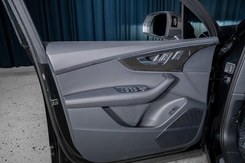 2025 Audi Q7 Prestige 55 TFSI quattro SUV Scottsdale AZ