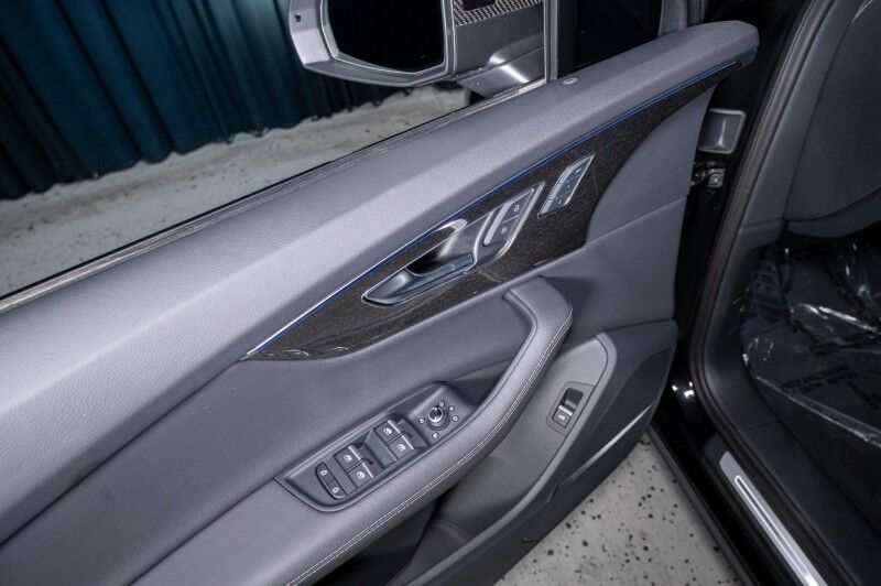2025 Audi Q7 Prestige 55 TFSI quattro SUV Scottsdale AZ