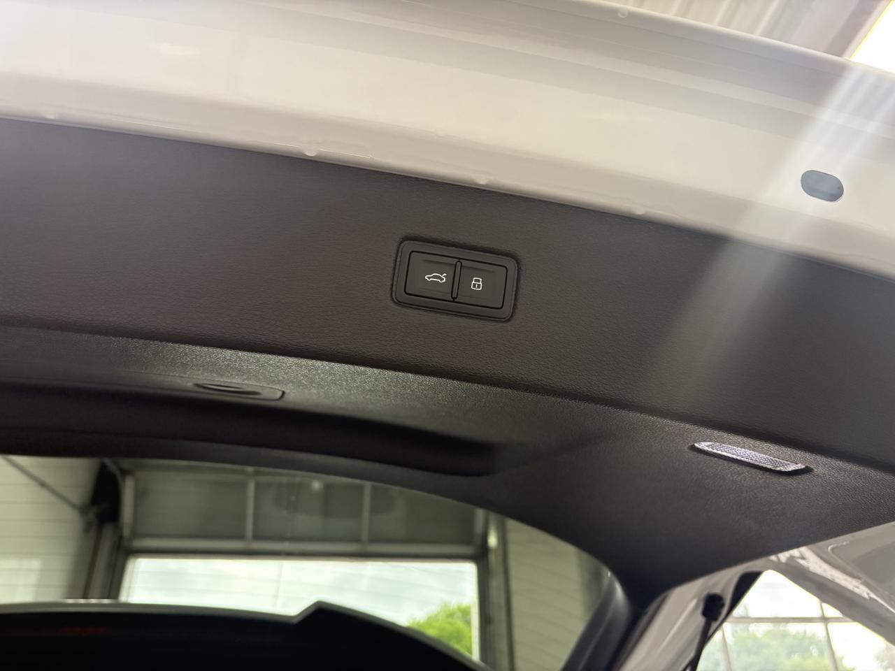 2025 Audi Q7 Progressiv LEATHER *HYBRID* Listowel ON