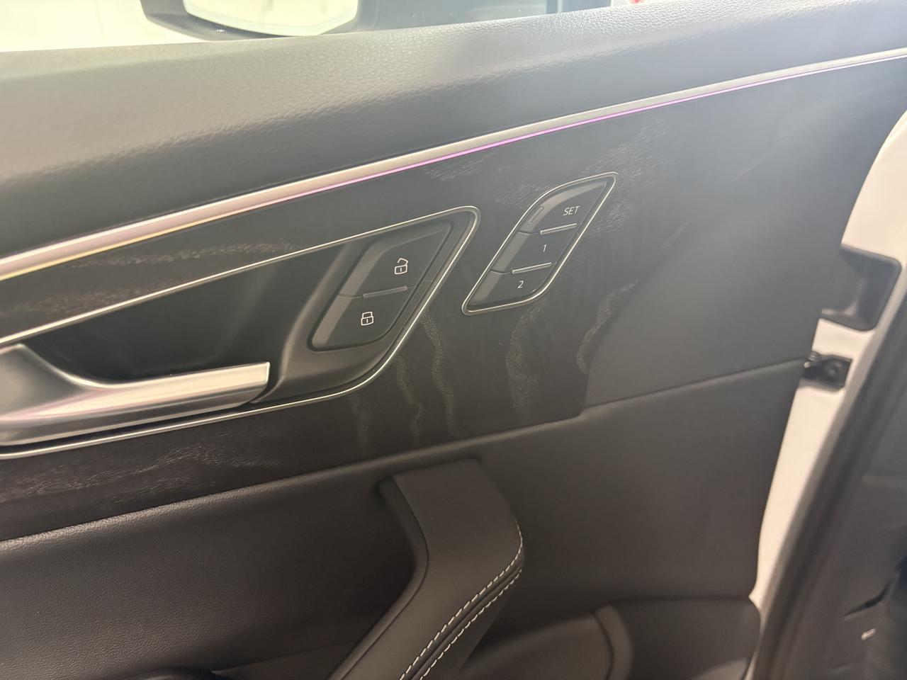 2025 Audi Q7 Progressiv LEATHER *HYBRID* Listowel ON