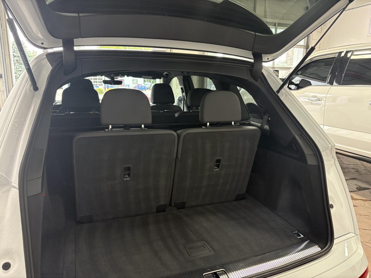 2025 Audi Q7 Progressiv LEATHER *HYBRID* Listowel ON