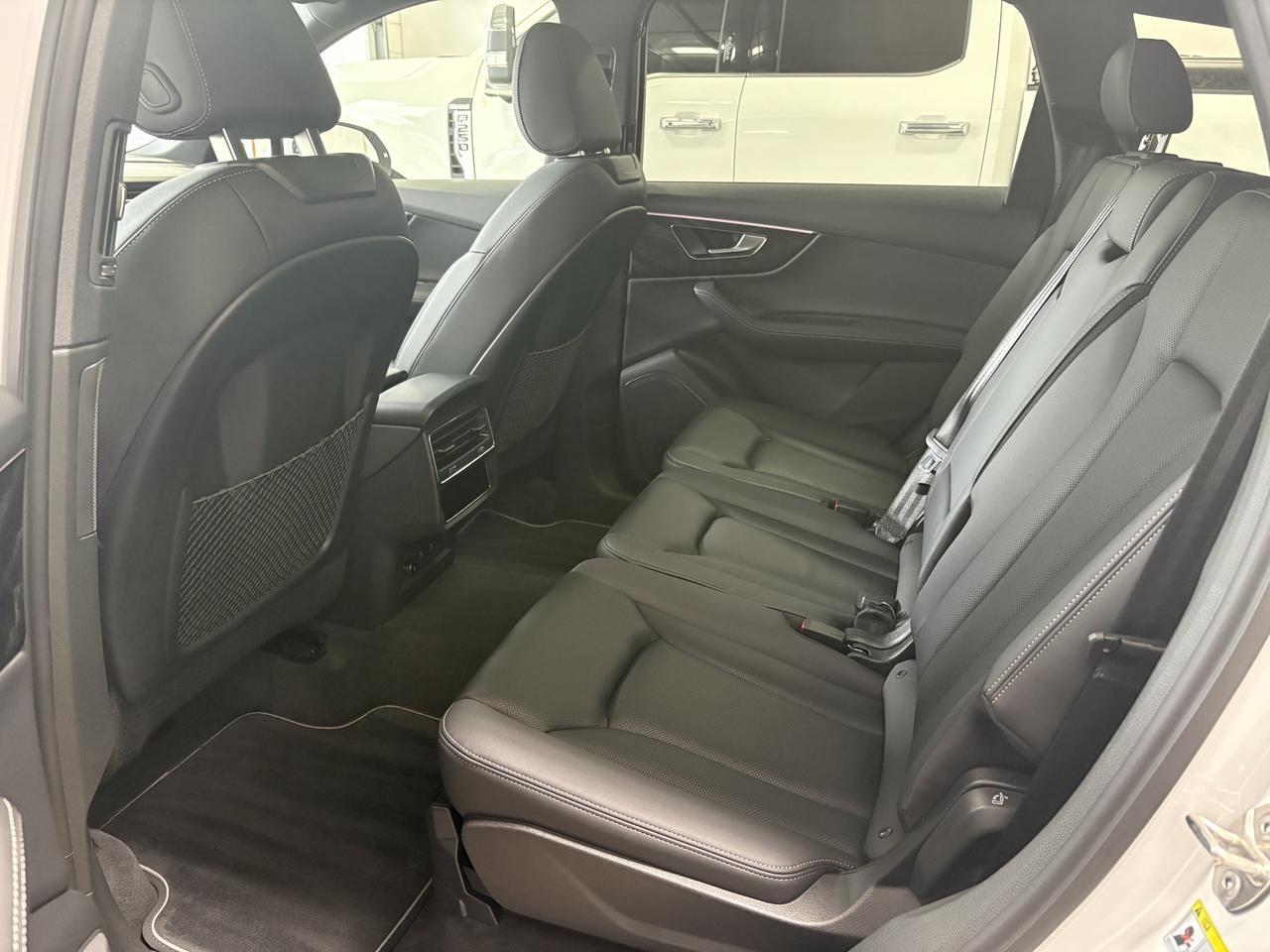 2025 Audi Q7 Progressiv LEATHER *HYBRID* Listowel ON