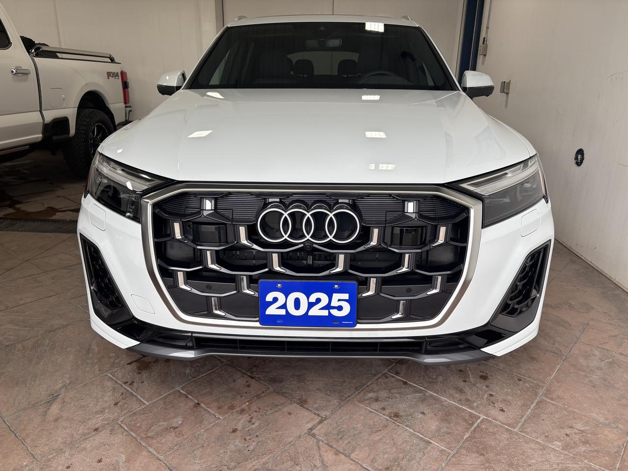 2025 Audi Q7 Progressiv LEATHER *HYBRID* Listowel ON