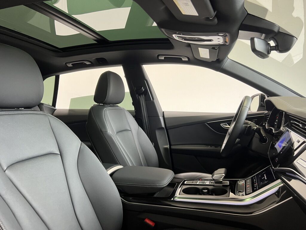 2025 Audi Q8 55 Premium Indianapolis IN