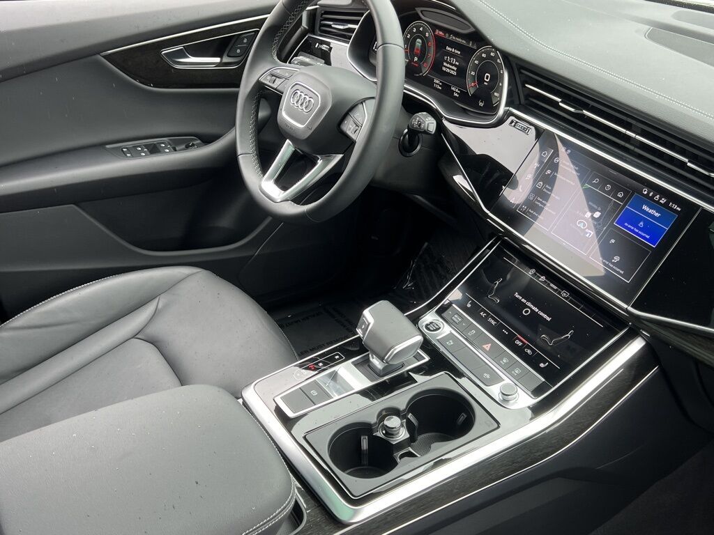 2025 Audi Q8 55 Premium Indianapolis IN