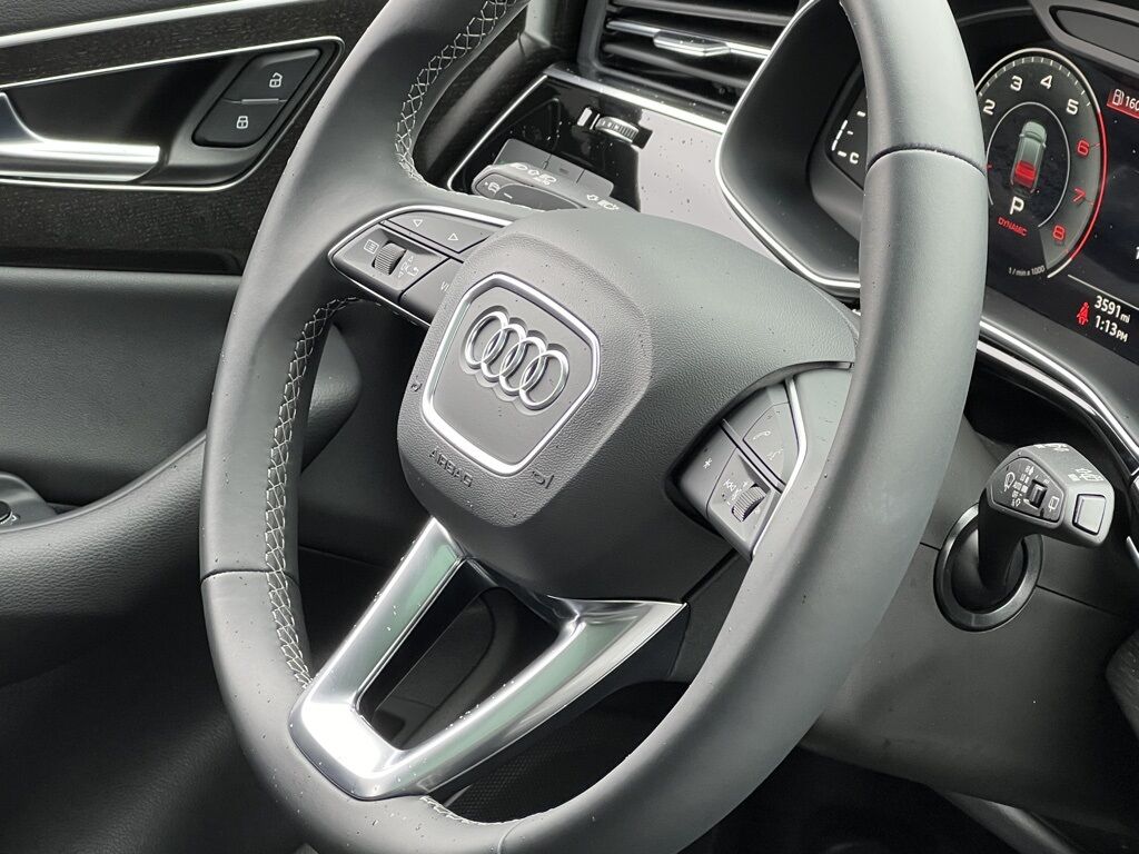 2025 Audi Q8 55 Premium Indianapolis IN