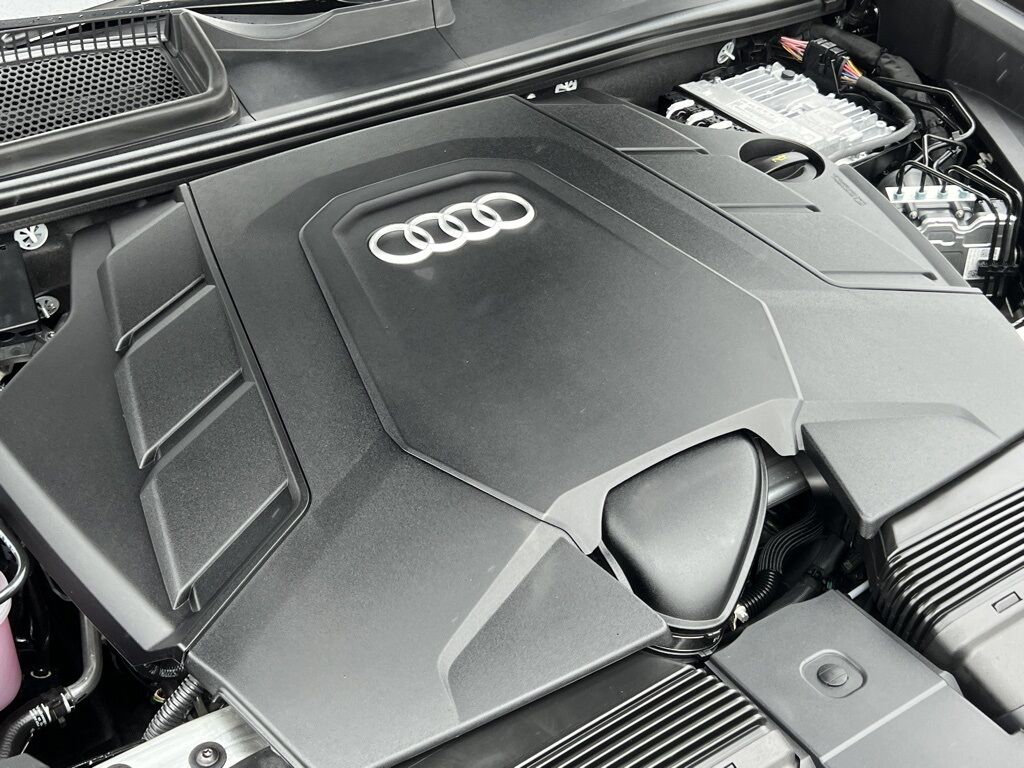 2025 Audi Q8 55 Premium Indianapolis IN