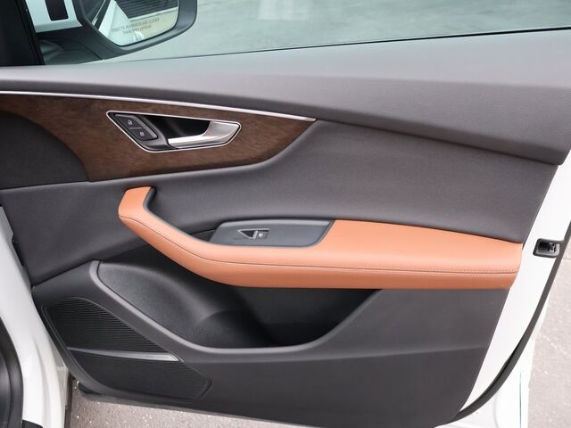 2025 Audi Q8 55 Premium Plus Oshkosh WI