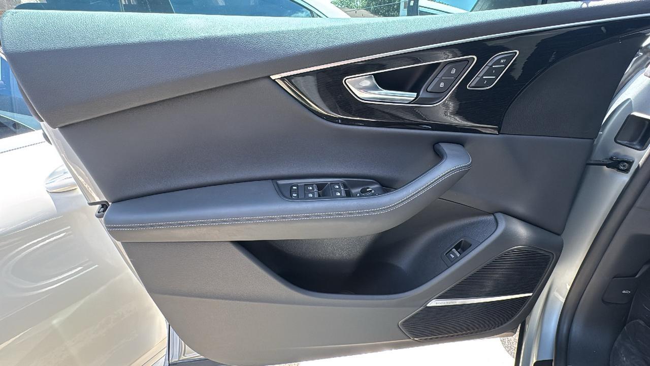 2025 Audi Q8 Premium Plus  Selma TX