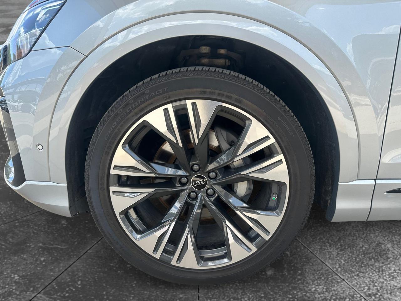 2025 Audi Q8 Premium Plus  Selma TX