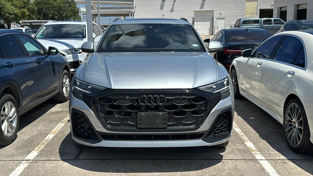 2025 Audi Q8 Premium Plus
