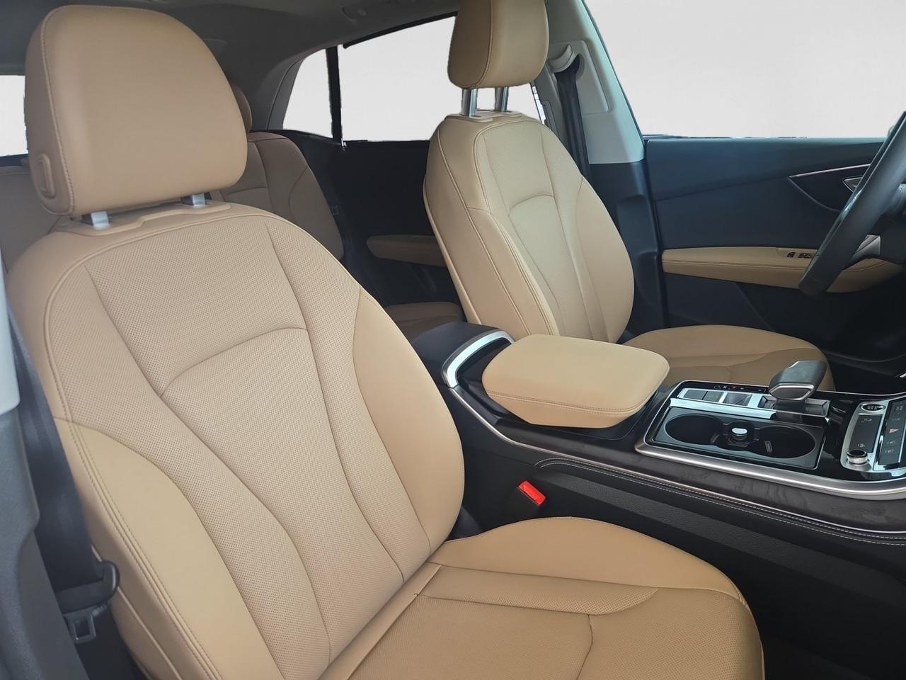 2025 Audi Q8 Premium Plus  Selma TX