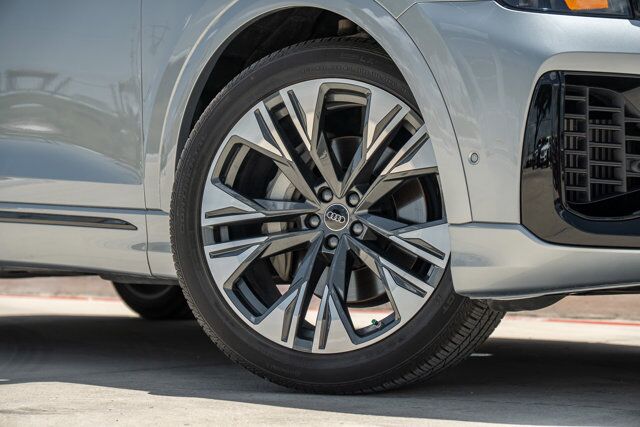 2025 Audi Q8 Prestige  Selma TX