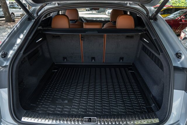 2025 Audi Q8 Prestige  Selma TX