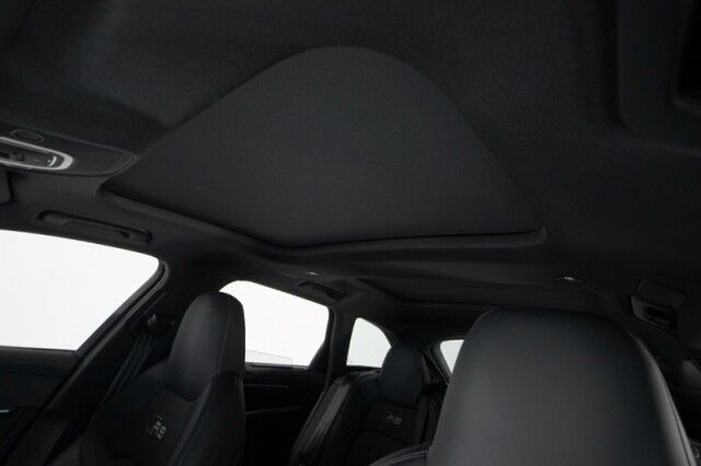 2025 Audi RS 6 Avant Performance ($154,390 MSRP) *MATTE CARBON PACKAGE* *B&O SOUND* * San Diego CA