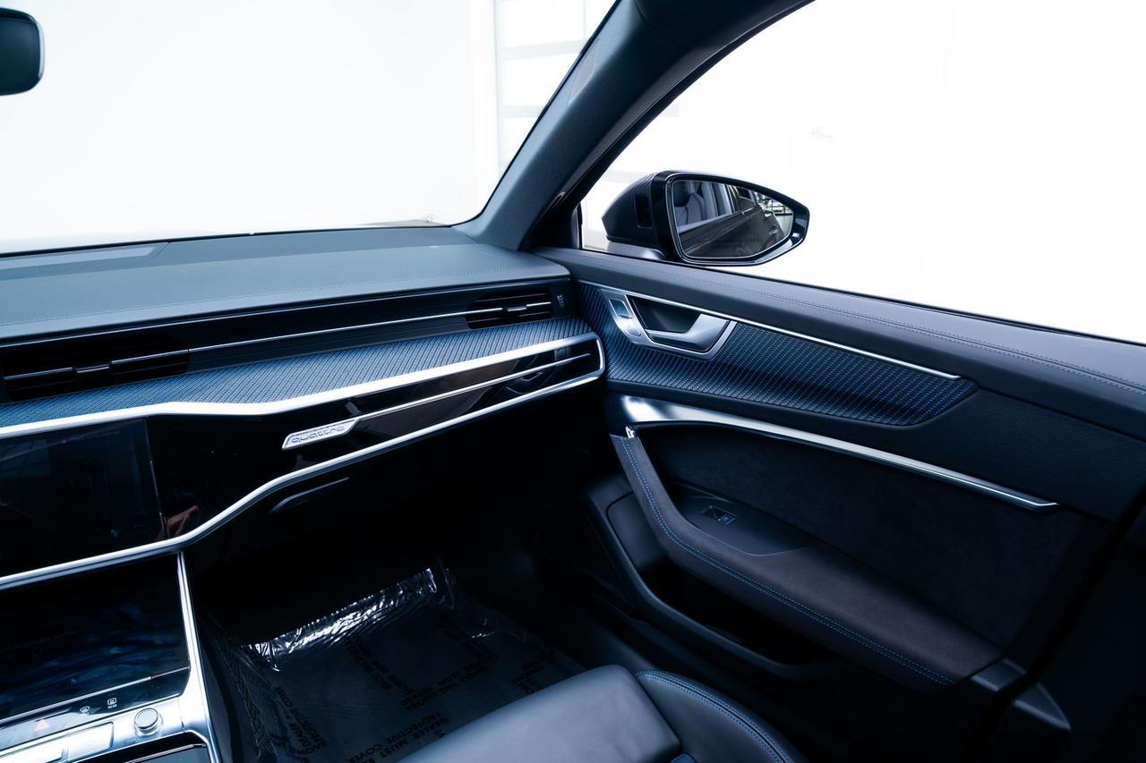 2025 Audi RS 6 Avant performance 4.0T Black Optic Package Executive Package Portland OR