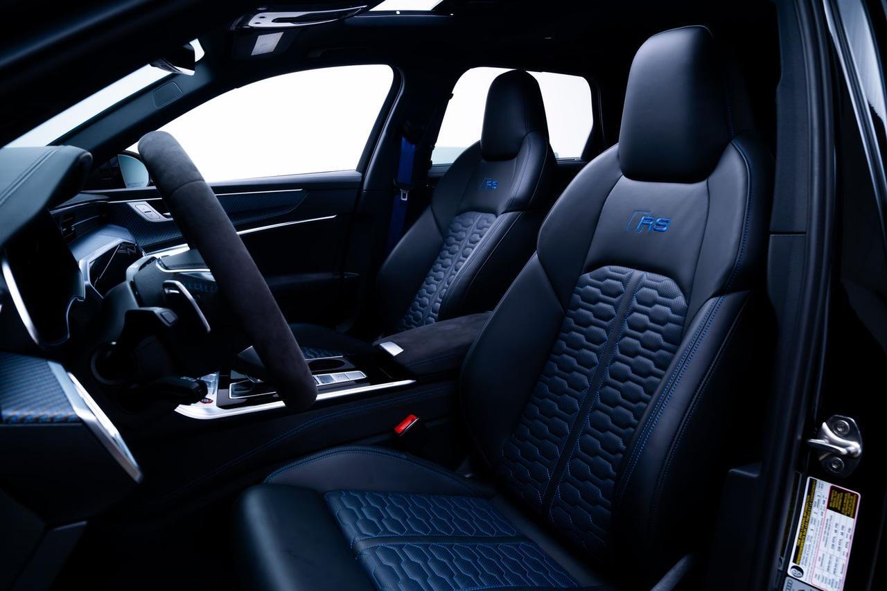 2025 Audi RS 6 Avant performance 4.0T Black Optic Package Executive Package Portland OR