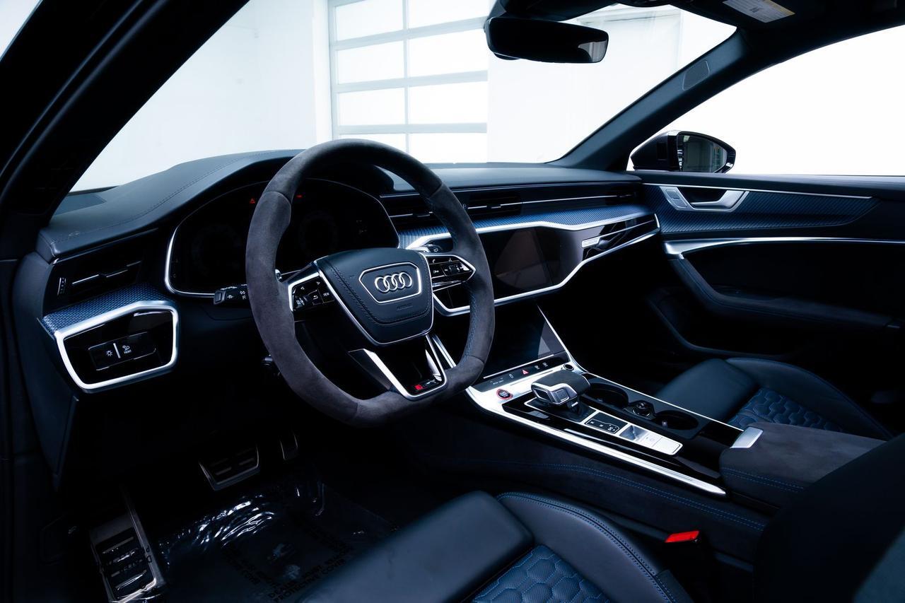 2025 Audi RS 6 Avant performance 4.0T Black Optic Package Executive Package Portland OR
