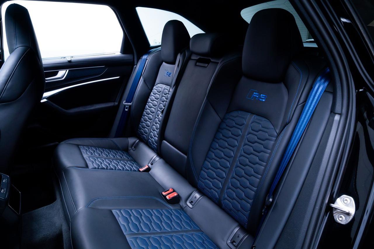 2025 Audi RS 6 Avant performance 4.0T Black Optic Package Executive Package Portland OR