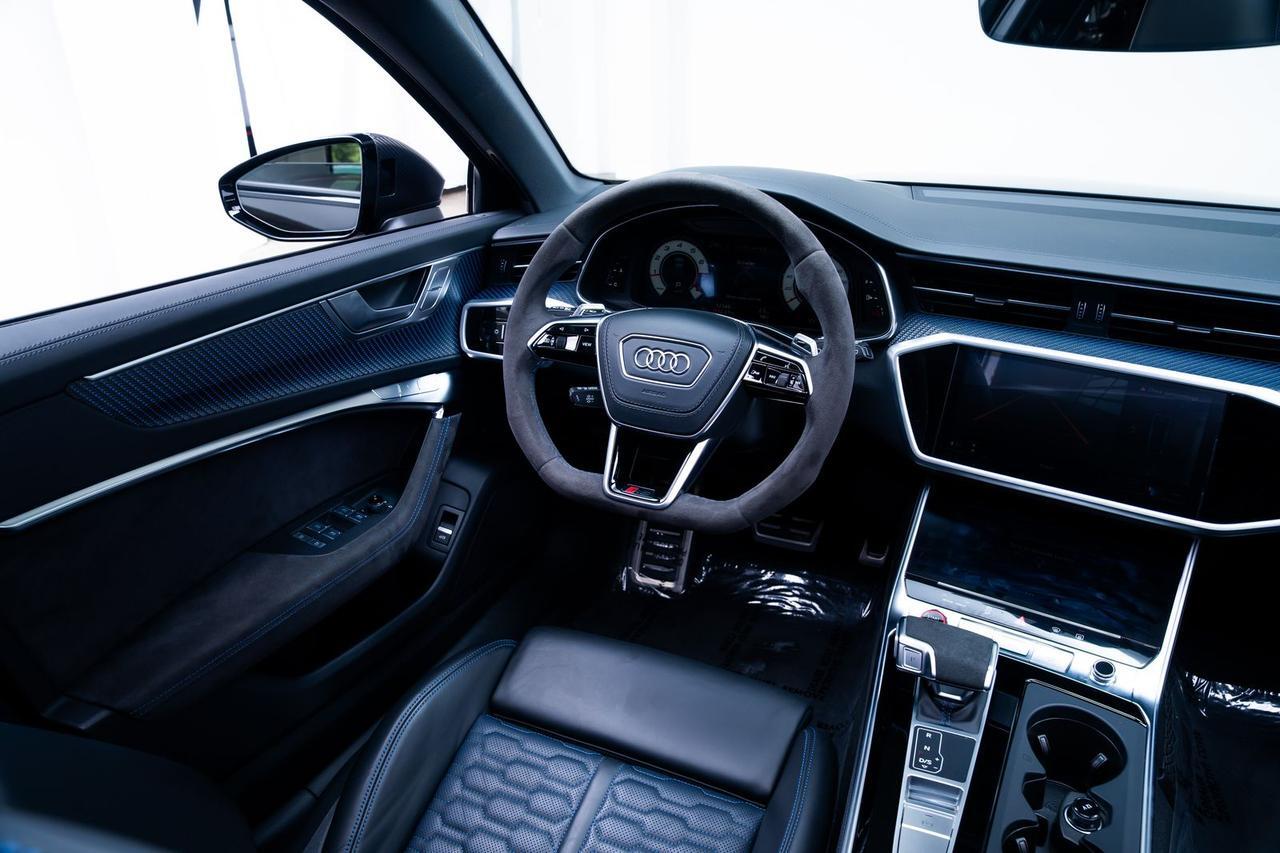 2025 Audi RS 6 Avant performance 4.0T Black Optic Package Executive Package Portland OR