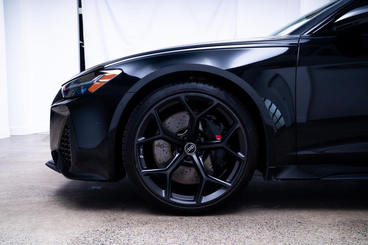2025 Audi RS 6 Avant performance 4.0T Black Optic Package Executive Package Portland OR