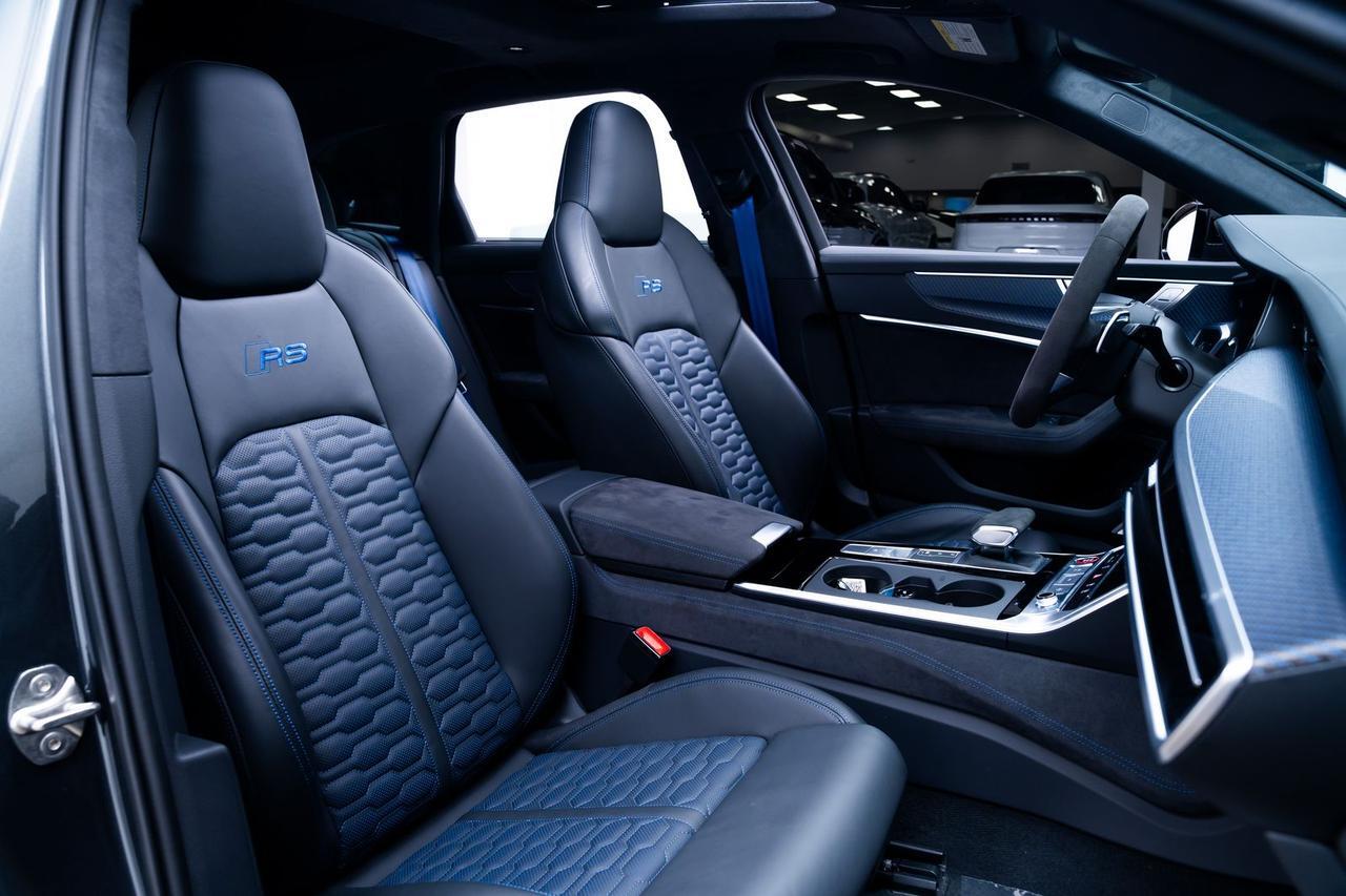 2025 Audi RS 6 Avant performance 4.0T RS Design Package Matte Carbon Portland OR