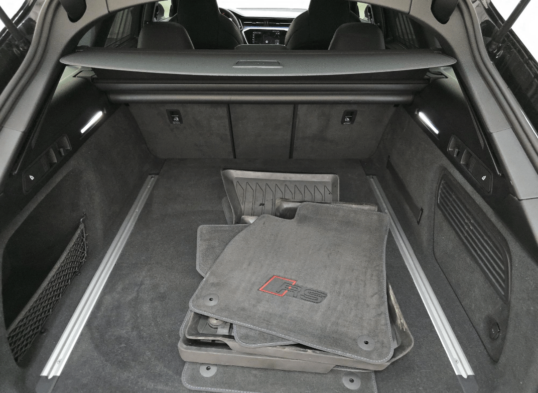 2025 Audi RS 6 Avant performance 4.0T quattro Adaptive Cruise Head-Up Display Portland OR