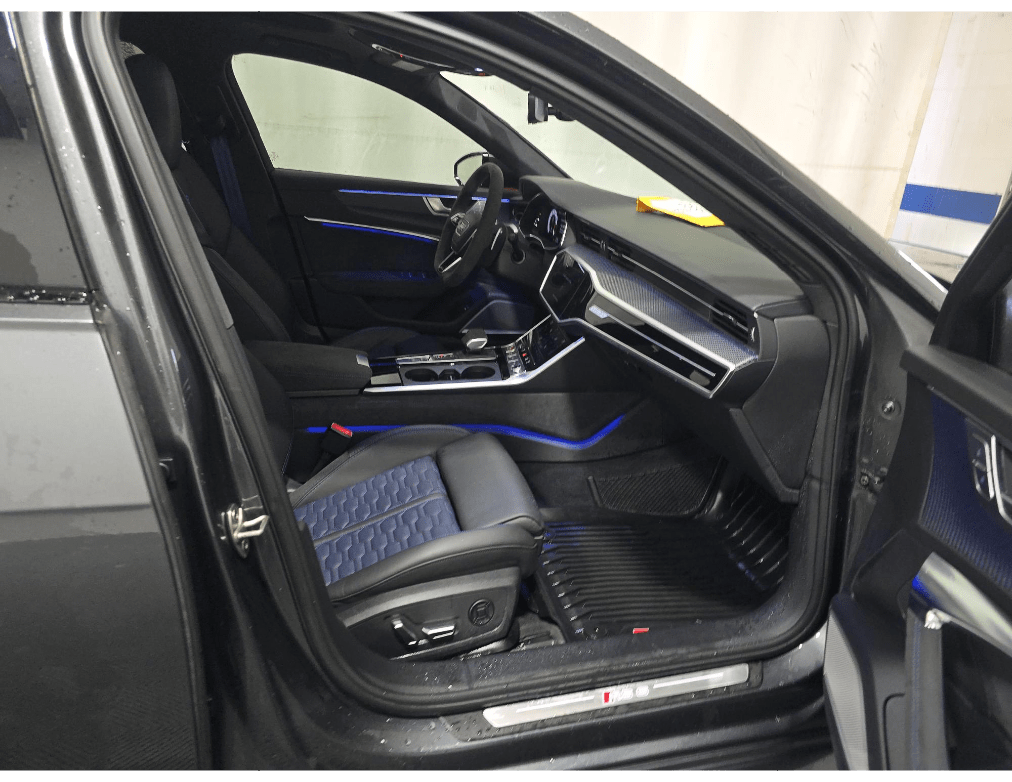 2025 Audi RS 6 Avant performance 4.0T quattro RS Design Package Matte Carbon Portland OR