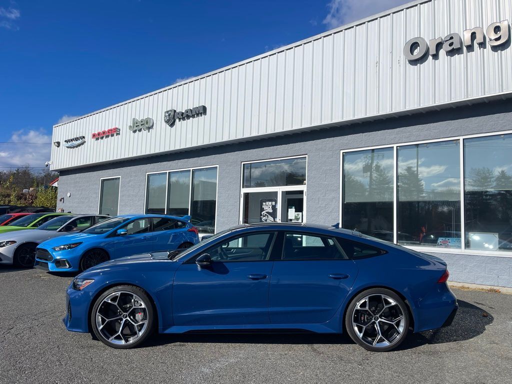 2025 Audi RS 7 Performance 4.0T