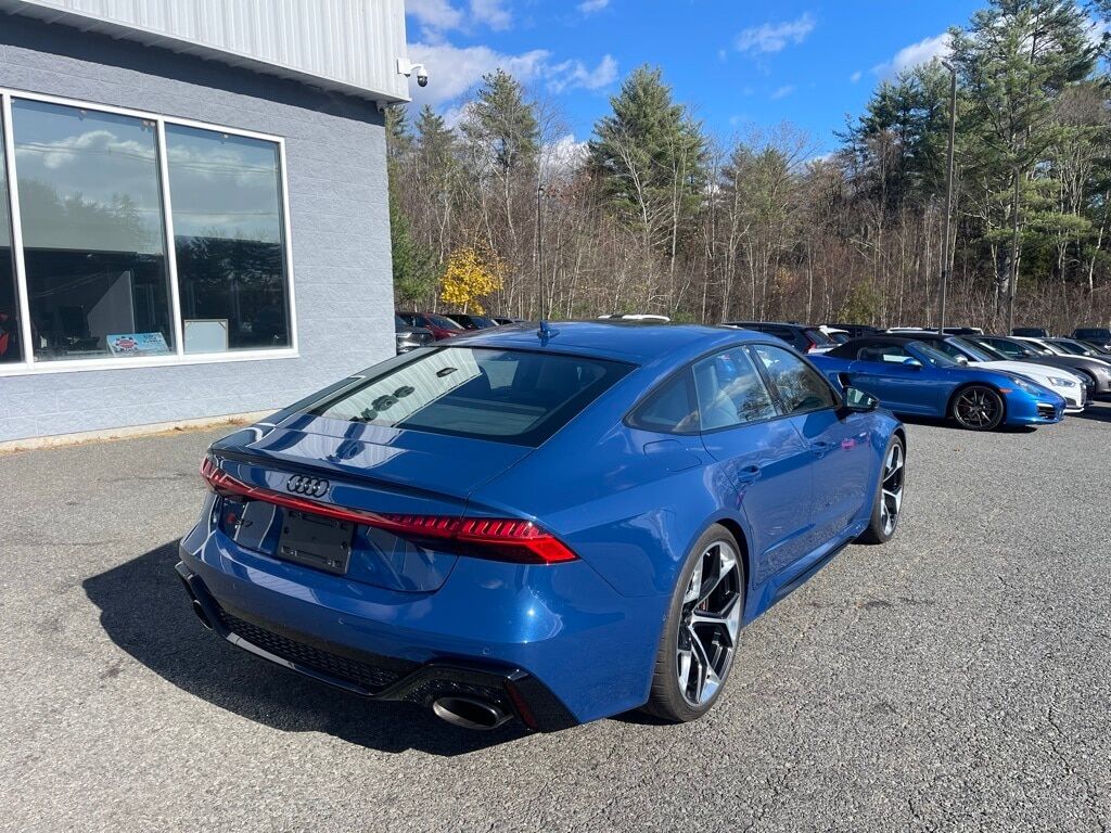 2025 Audi RS 7 Performance 4.0T Orange MA