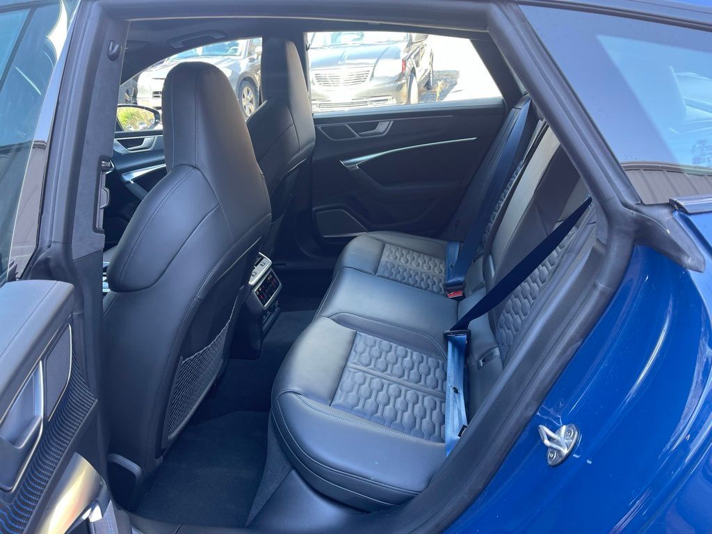 2025 Audi RS 7 Performance 4.0T Orange MA