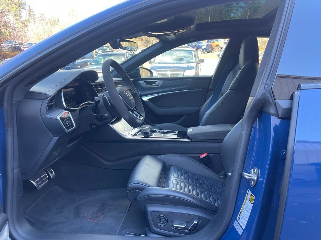 2025 Audi RS 7 Performance 4.0T Orange MA