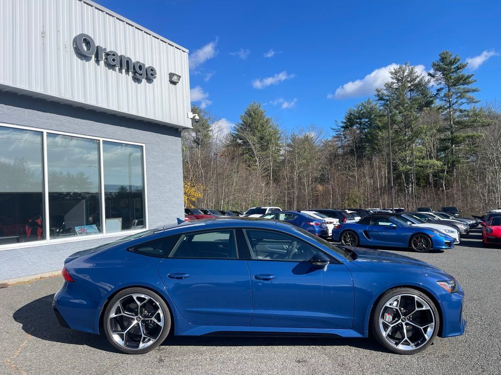 2025 Audi RS 7 Performance 4.0T Orange MA