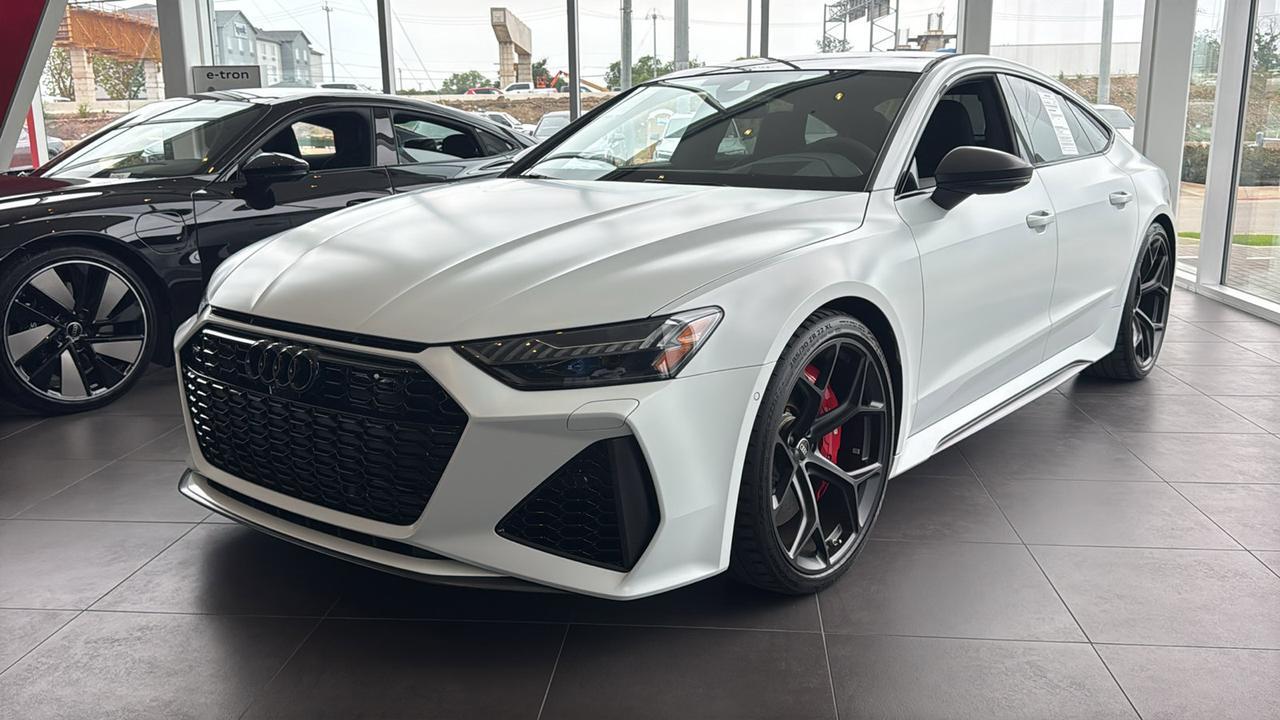 2025 Audi RS 7 performance