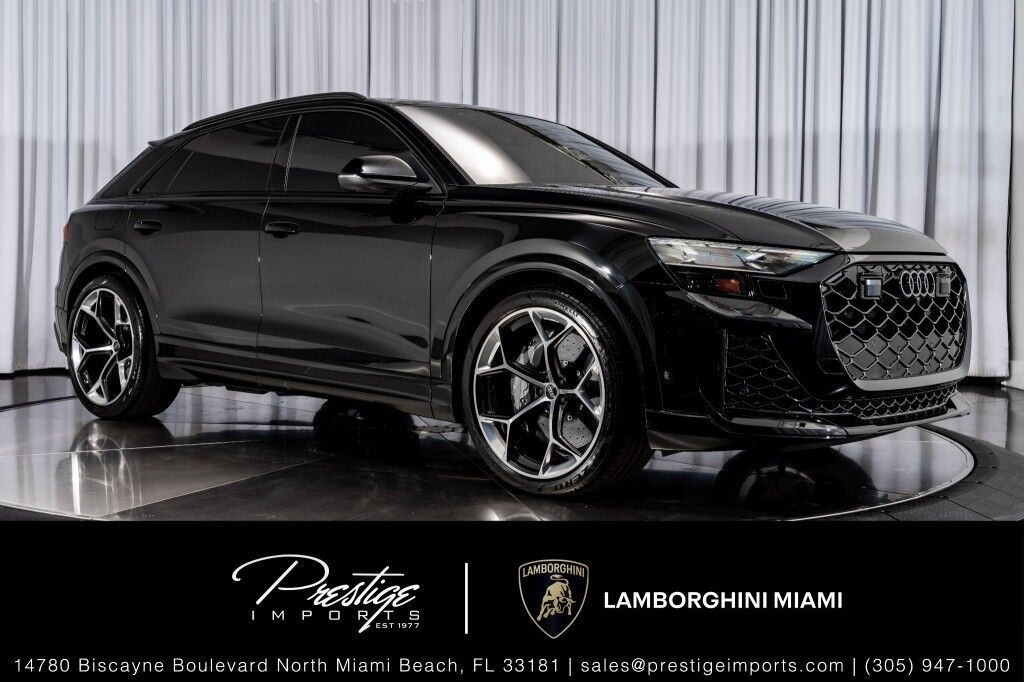 2025 Audi RS Q8 performance