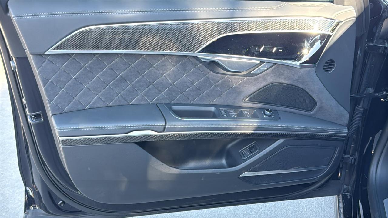 2025 Audi S8  Selma TX