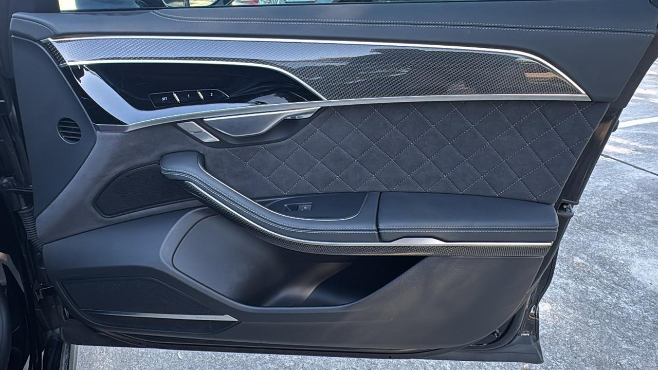 2025 Audi S8  Selma TX