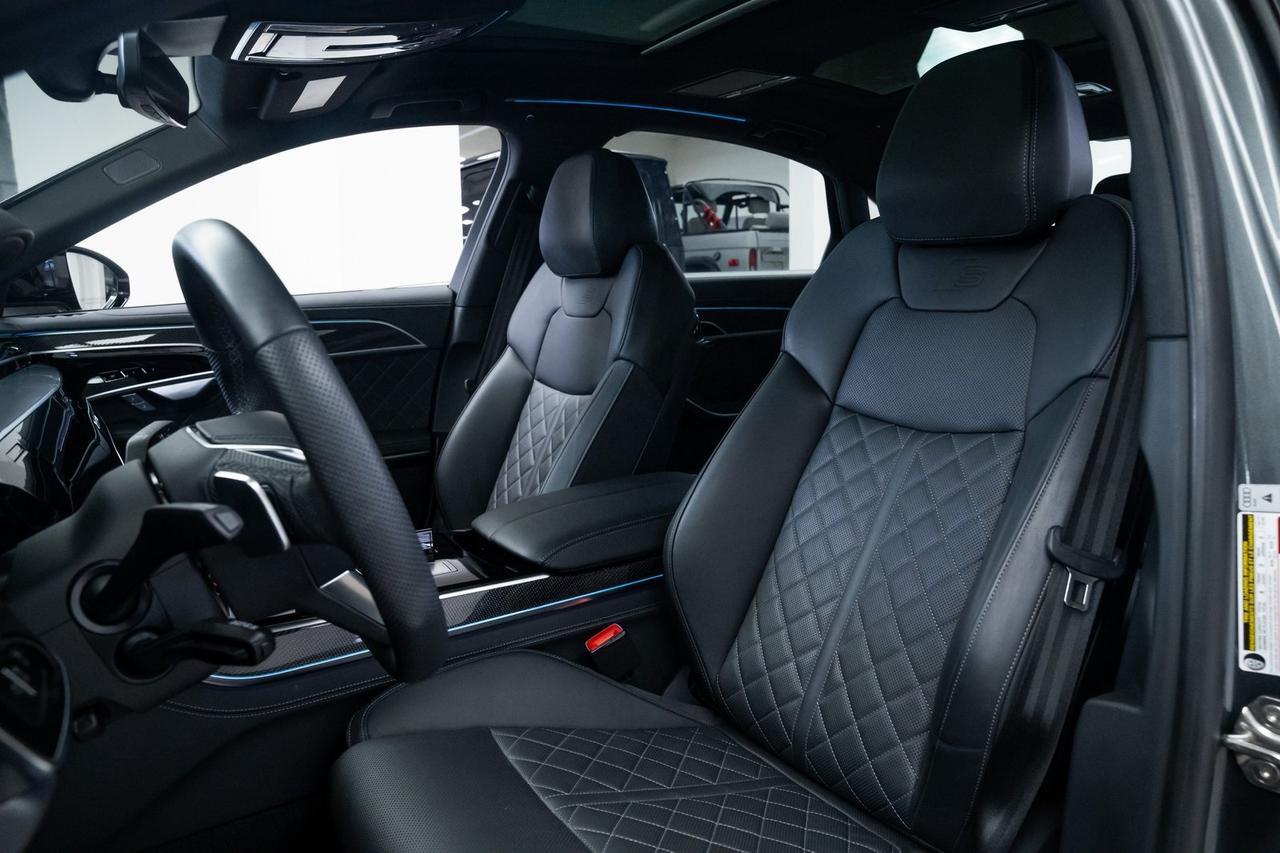 2025 Audi S8 4.0T 1 Owner Vented Seats Executive Package Portland OR