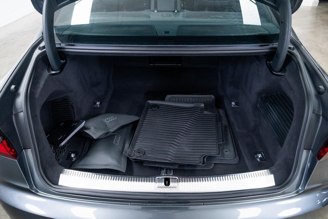 2025 Audi S8 4.0T 1 Owner Vented Seats Executive Package Portland OR