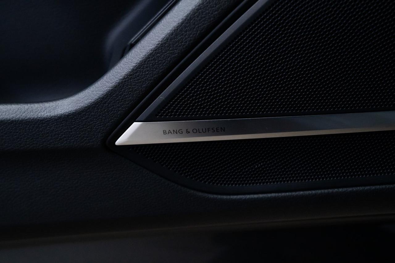 2025 Audi S8 4.0T 1 Owner Vented Seats Executive Package Portland OR