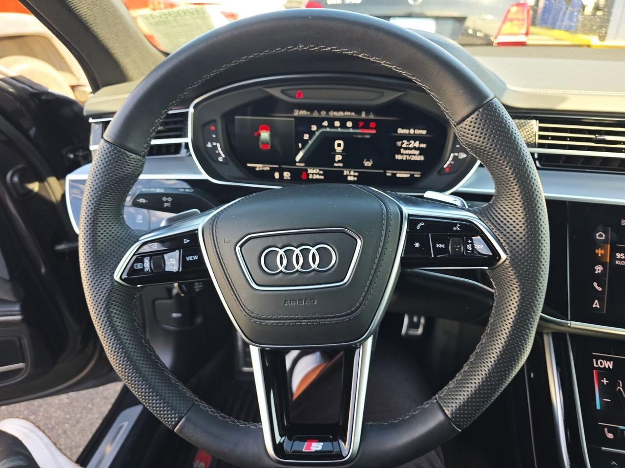 2025 Audi S8 4.0T quattro Adaptive Cruise Head-Up Display Portland OR