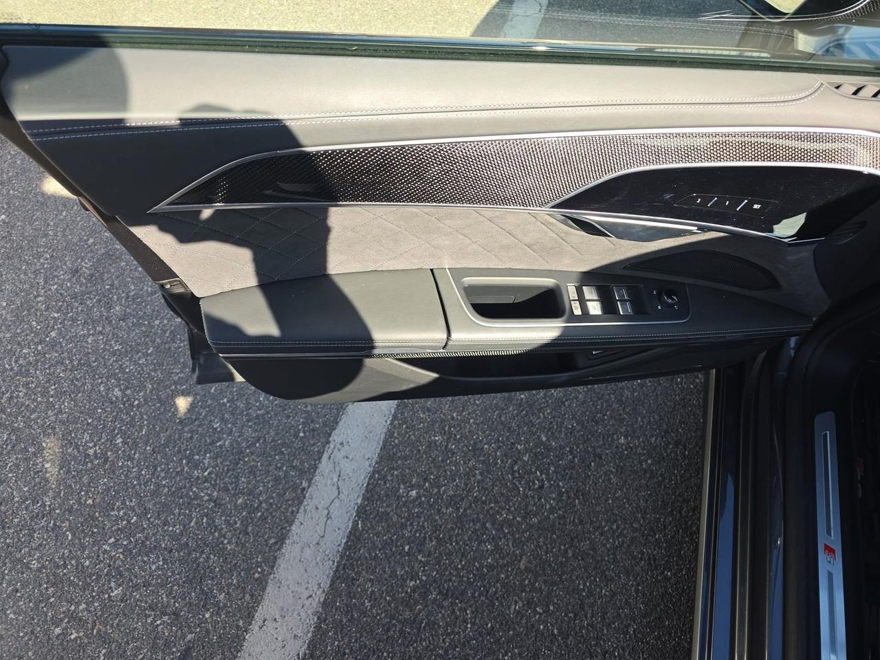 2025 Audi S8 4.0T quattro Adaptive Cruise Head-Up Display Portland OR