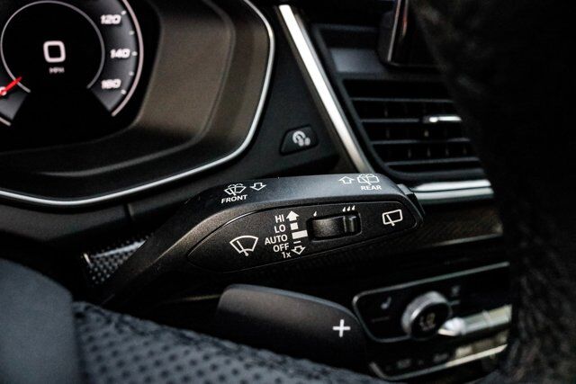 2025 Audi SQ5 Premium Plus Magnesium Pkg  Selma TX