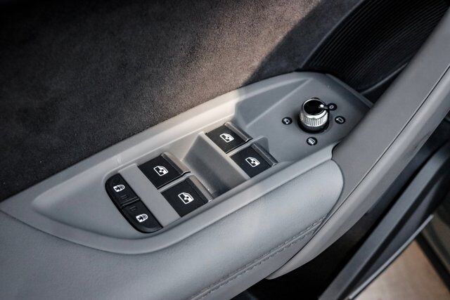 2025 Audi SQ5 Premium Plus Magnesium Pkg  Selma TX