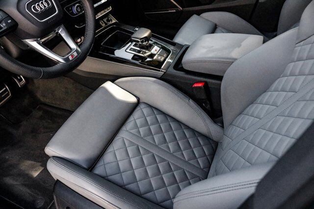 2025 Audi SQ5 Premium Plus Magnesium Pkg  Selma TX