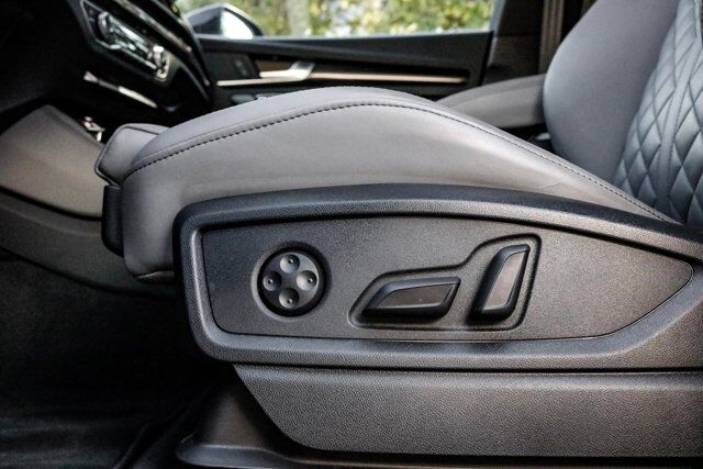 2025 Audi SQ5 Premium Plus Magnesium Pkg  Selma TX